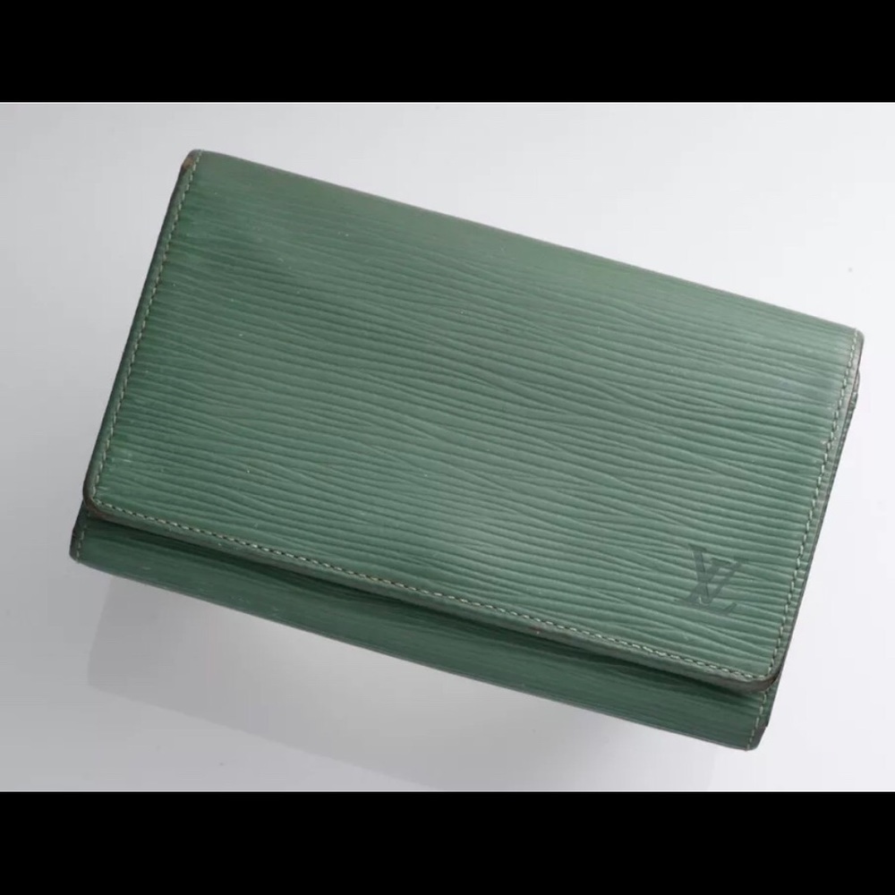 Authentic Louis Vuitton card wallet
